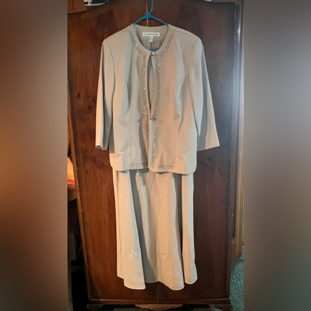 Alfred Sung Mother of the Bride 2 piece Maxi Dress and Jacket